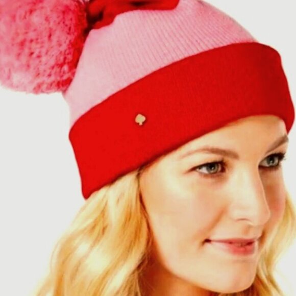 NWT KATE SPADE Pink\Red Color Block Pom-Pom Beanie Gold Spade ♠️ MSRP $98